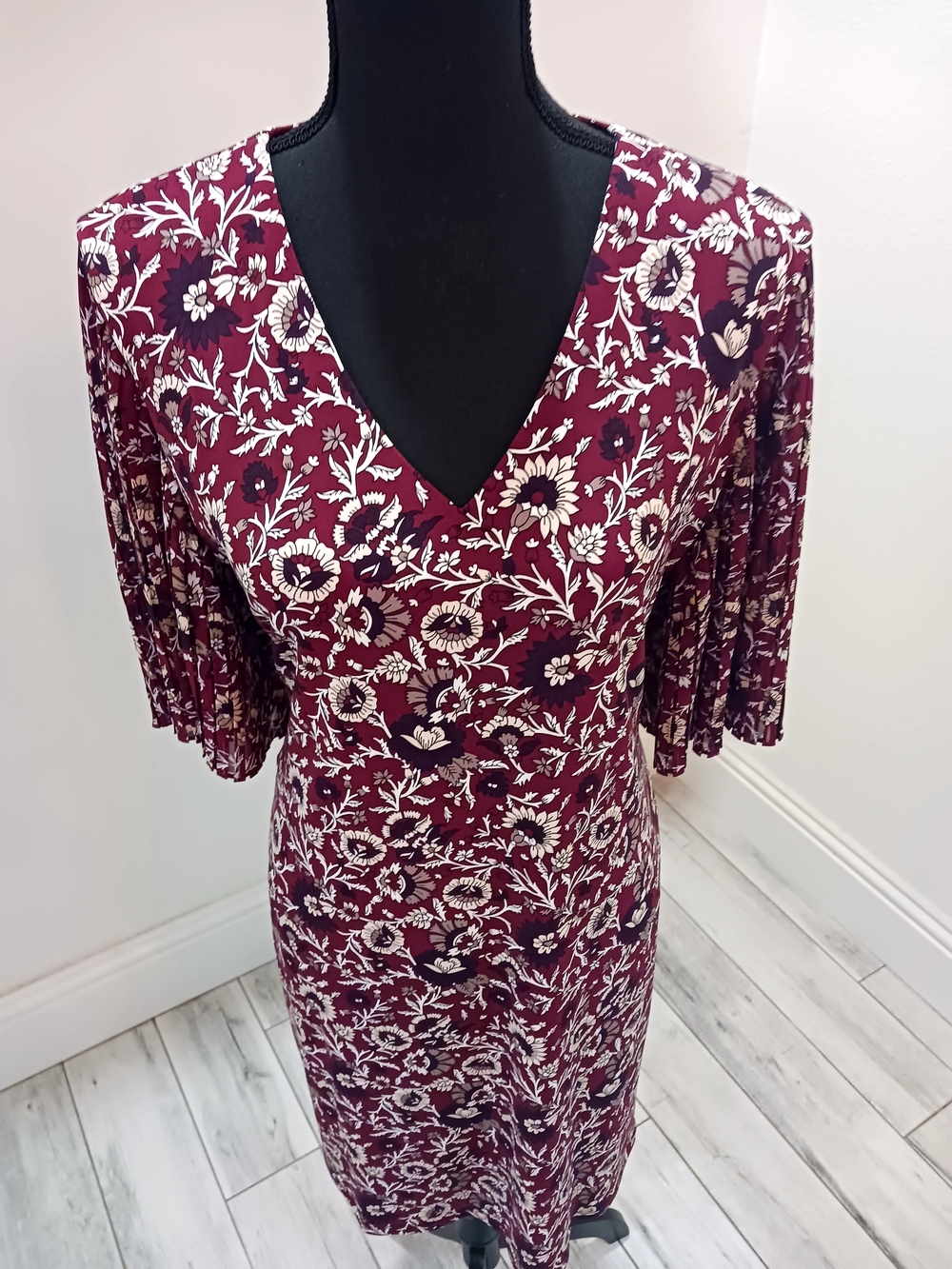 Calvin Klein Burgundy Floral V-Neck Midi Dress